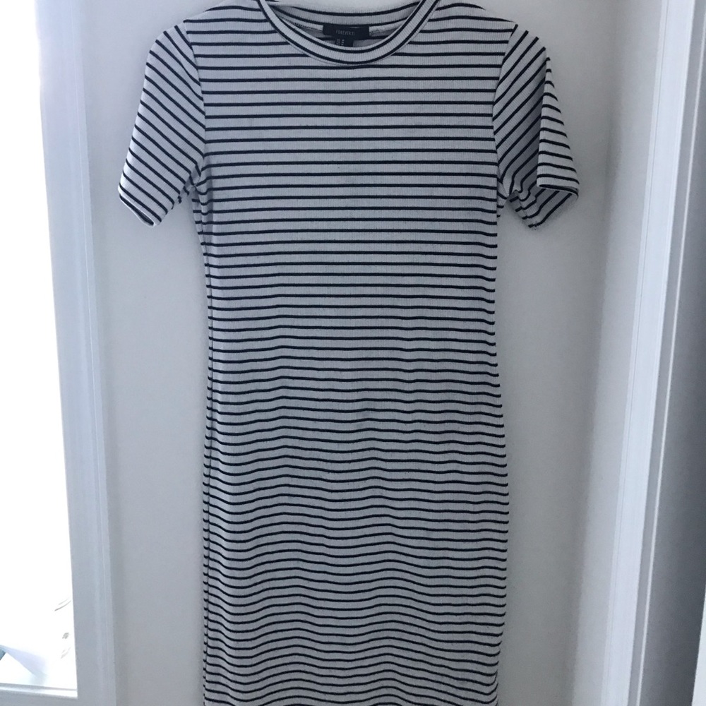 Striped T shirt dress Forever 21